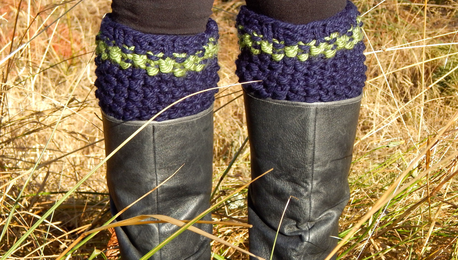 Boot Cuffs in Navy and Action green